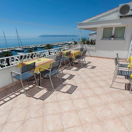 Apartments Milana Tučepi المظهر الخارجي الصورة