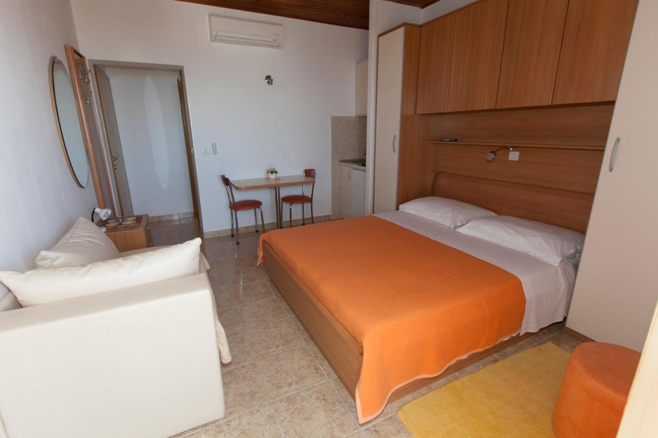 Apartments Milana Tučepi المظهر الخارجي الصورة